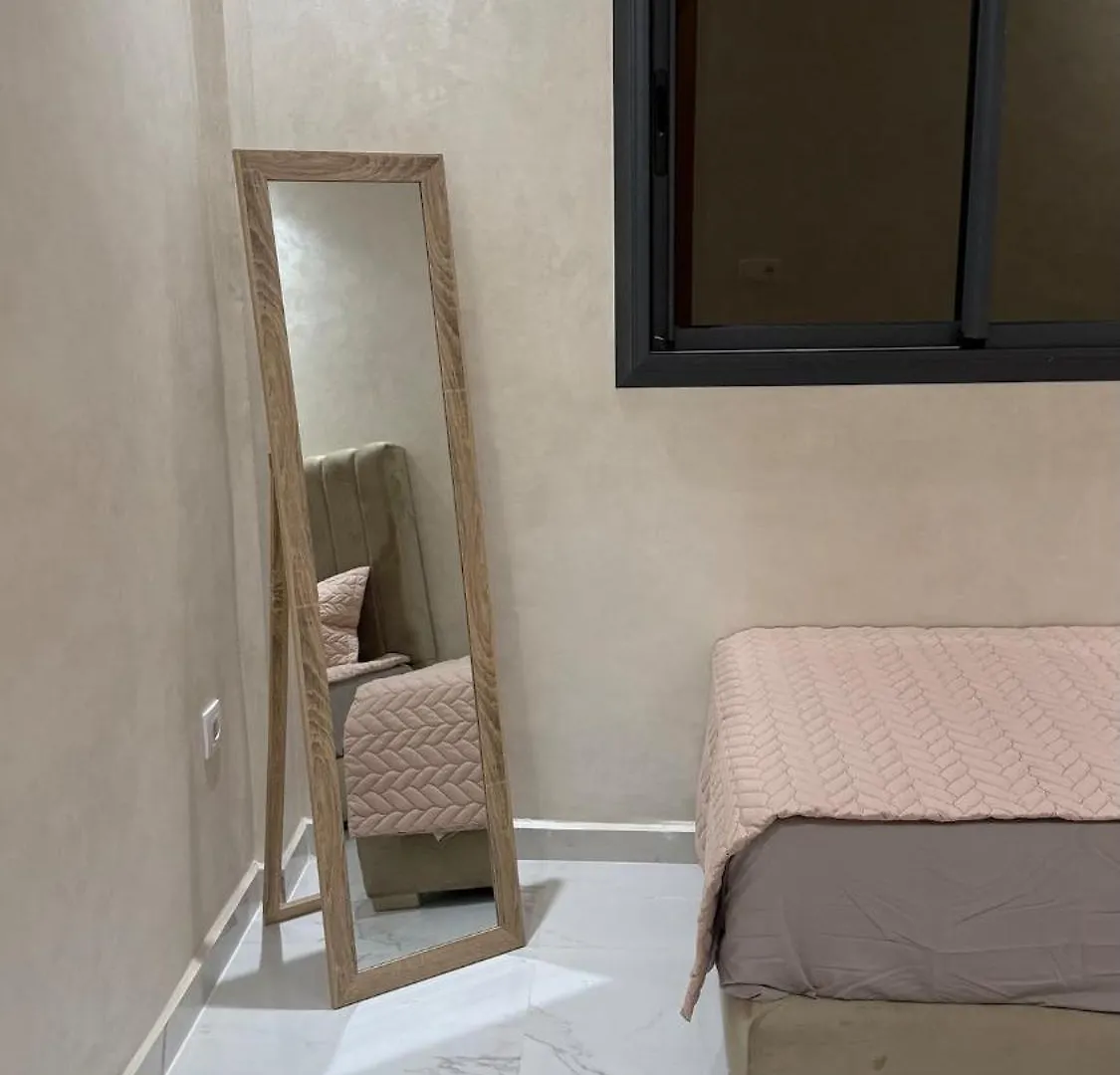 Luxury Renovated Apartment Агадир
